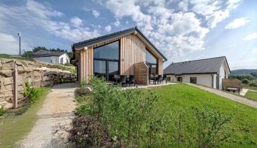 Three-Bedroom Apartment with Terrace