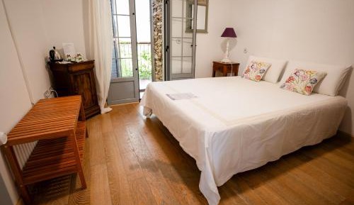 Queen Room with Garden View