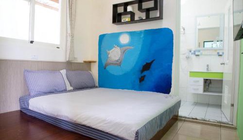 Single Room with Private Bathroom