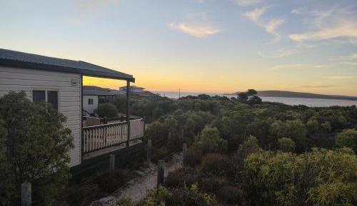 Deluxe Bungalow with Sea View
