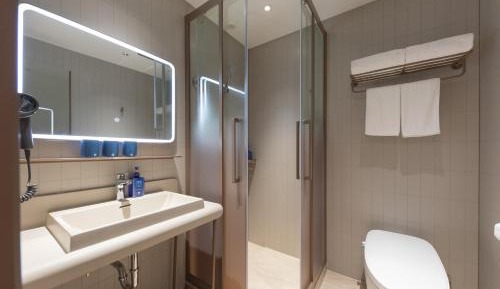 Family Double Room