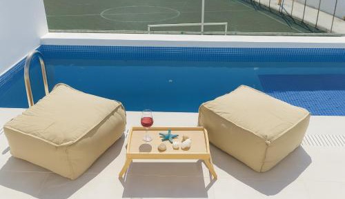 Superior Villa with outdoor Jetted Pool and Partial Sea View (3)