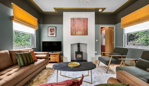 Four-Bedroom Holiday Home