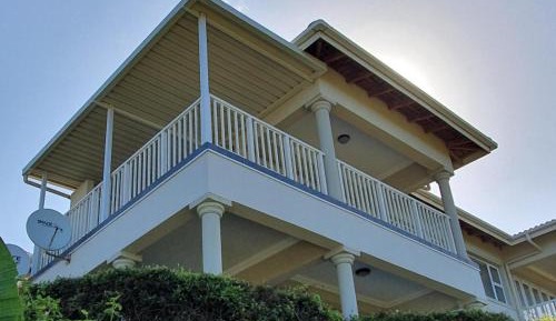 Three-Bedroom Apartment with Sea View