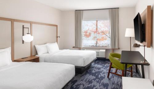 Standard Queen Room with Two Queen Beds and City View