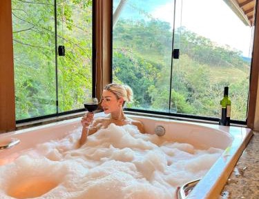 Deluxe Bungalow with Garden View