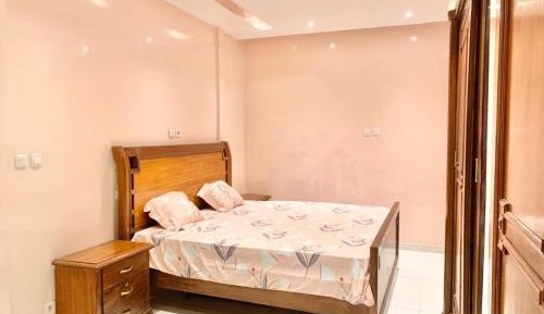 Deluxe One-Bedroom Apartment with Ocean View