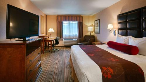 King Room with Bath Tub - Disability Access Room/Non-Smoking