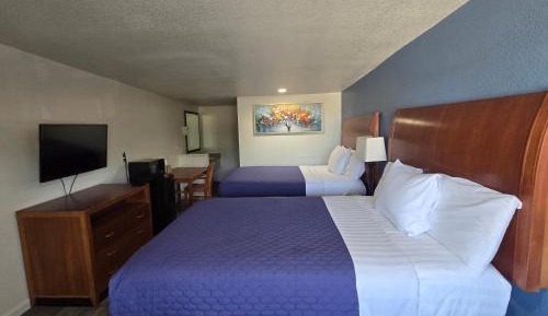 Queen Room with Two Queen Beds