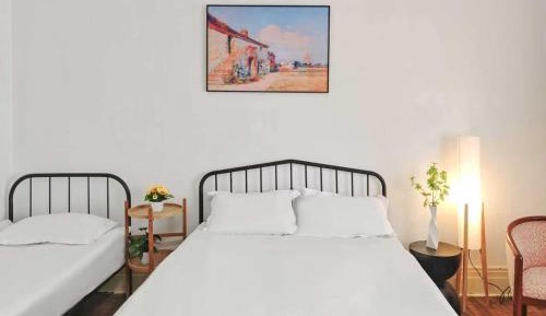 One-Bedroom Family Apartment