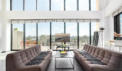 Three-Bedroom Apartment - High Floor
