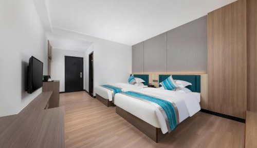 Deluxe Triple Room