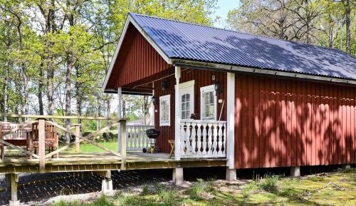 One-Bedroom Holiday Home
