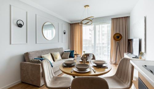 One-Bedroom Apartment with Balcony