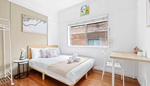 Double Room with Shared Bathroom