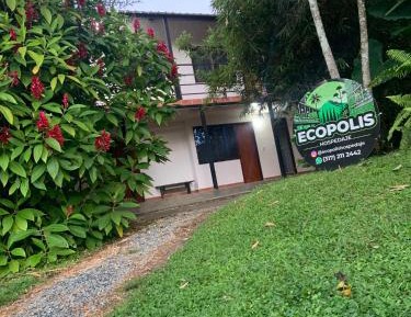 Three-Bedroom Deluxe Apartment