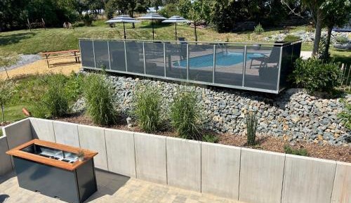 Three-Bedroom Apartment with Balcony