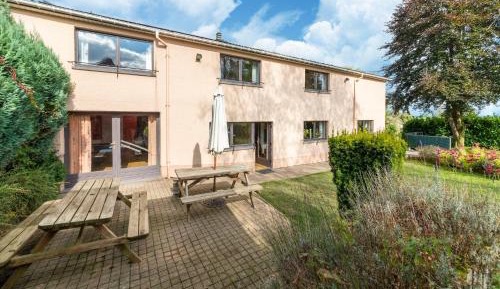 Five-Bedroom Holiday Home