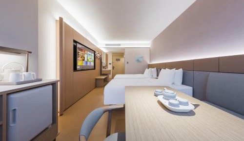 Superior Deluxe Double or Twin Room 