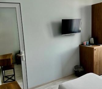 Deluxe Double or Twin Room with City View