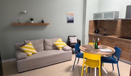 One-Bedroom Apartment