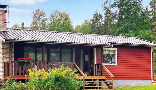 Two-Bedroom Holiday Home