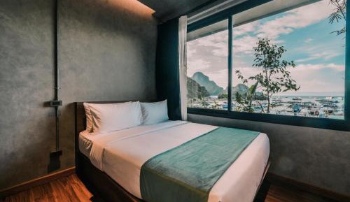 Queen Room with Sea View