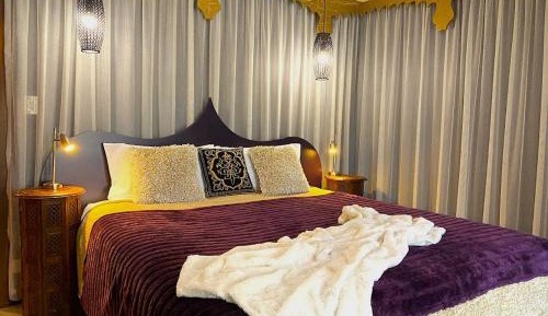 Moroccan King Room
