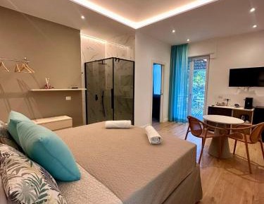 Double Room with Balcony and Sea View