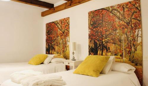 Twin Room with Private Bathroom