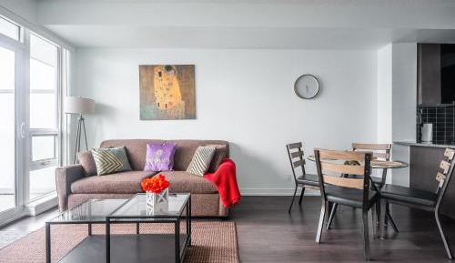One-Bedroom Apartment with Balcony