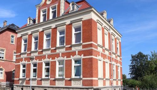 Eight-Bedroom Holiday Home