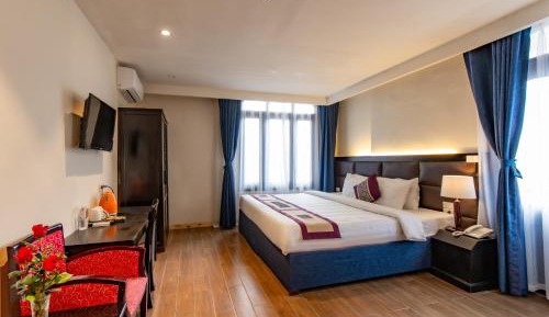 Deluxe Double or Twin Room with Balcony