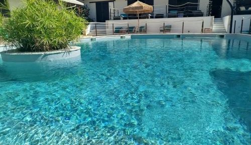 Double Room with Pool View