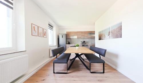 Three-Bedroom Apartment - High Floor