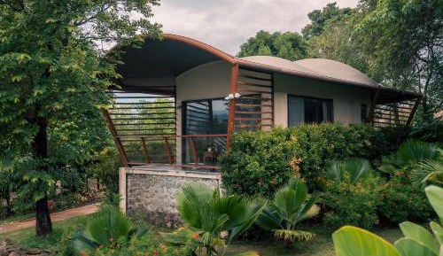 Caravan Cottage