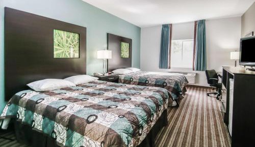 Queen Room with Two Queen Beds - Non-Smoking
