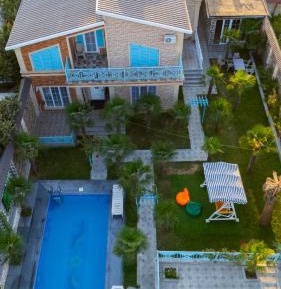 Deluxe Villa