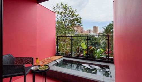 Deluxe Double Room with Bath