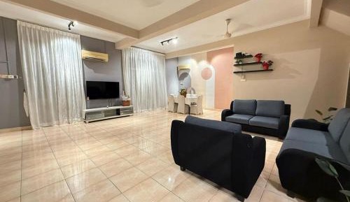 Room #1475057901