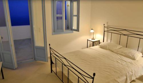One-Bedroom Apartment with Terrace and Sea View