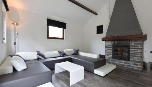 Seven-Bedroom Holiday Home