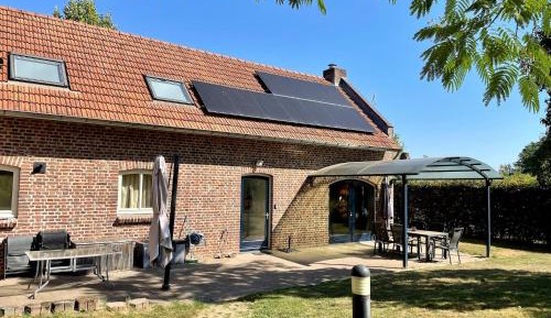 Three-Bedroom Holiday Home 