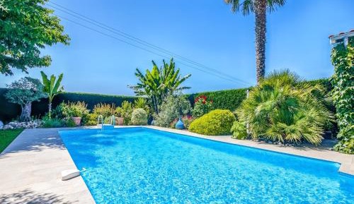 Three-Bedroom Vacation Home 