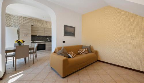 Superior One-Bedroom Apartment