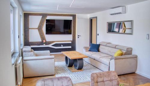 Two-Bedroom Deluxe Apartment