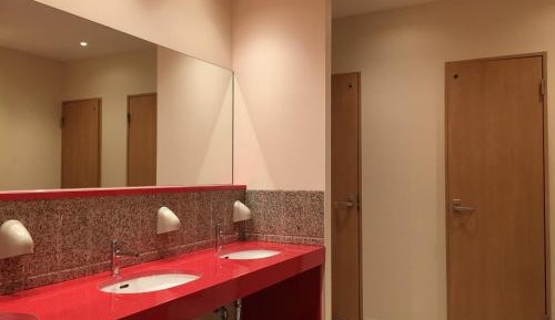 Standard Capsule Room for Female