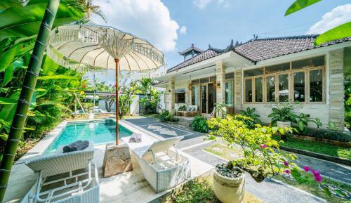 Villa with Private Pool