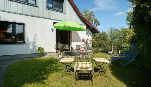 Superior One-Bedroom Apartment