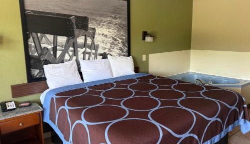 King Suite with Spa Bath
